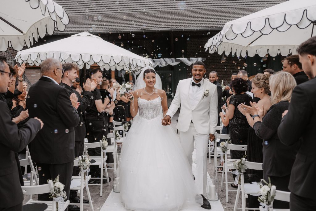 freie Trauung Hochzeit Bergheim Millianshof Cathy Kohlenberg Fotografie