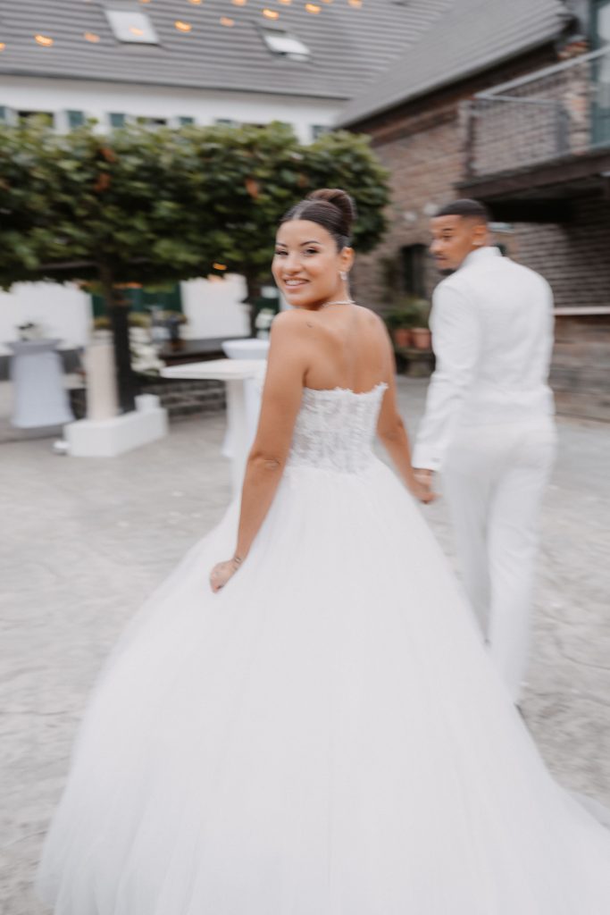 Scheunenhochzeit Bergheim Millianshof Cathy Kohlenberg Fotografie