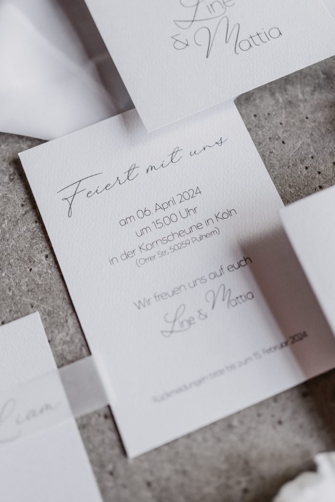 Scheunenhochzeit Köln: Tischdekoration im Boho-Stil in der Kornscheune