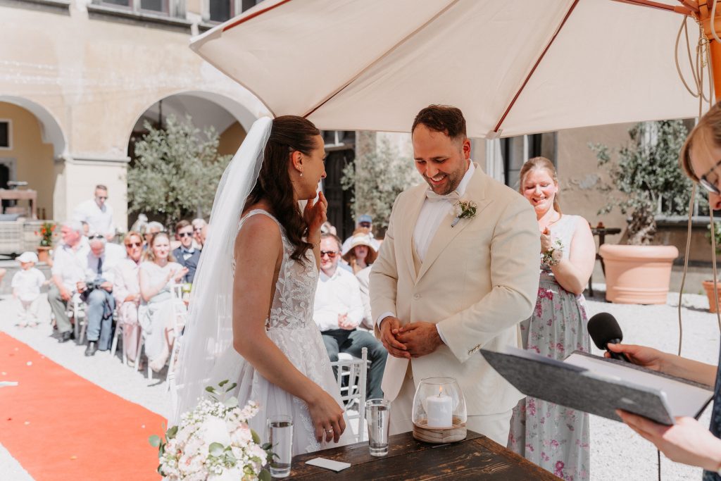 Hochzeit Schloss Arenfels Cathy Kohlenberg Fotografie freie Trauung