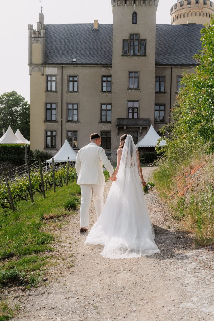 Hochzeit Schloss Arenfels Cathy Kohlenberg Fotografie Brautstpaarshooting