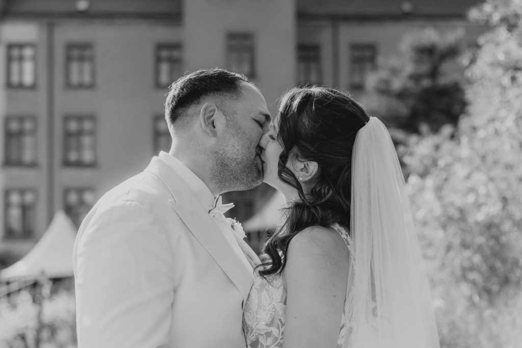 Hochzeit auf dem Schloss Arenfels Cathy Kohlenberg Fotografie Brautpaarshooting
