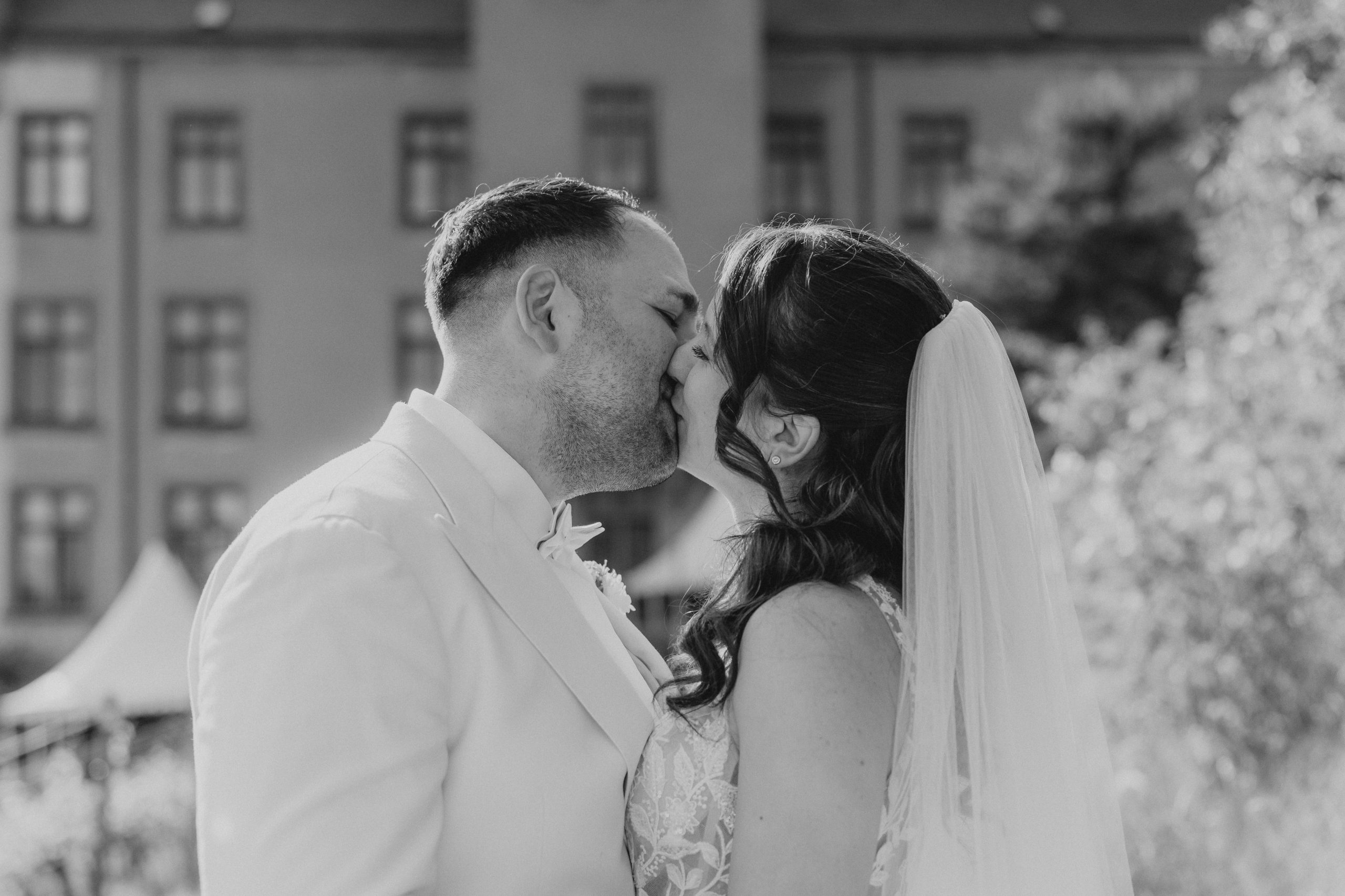 Hochzeit auf dem Schloss Arenfels Cathy Kohlenberg Fotografie Brautpaarshooting