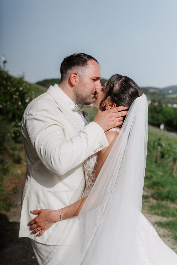Hochzeit Schloss Arenfels Cathy Kohlenberg Fotografie Brautstpaarshooting
