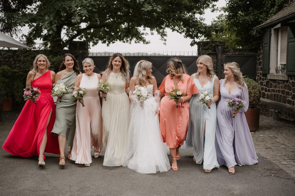 Hochzeit auf den Waldorfer Höfen Cathy Kohlenberg Fotografie First Look Mädels