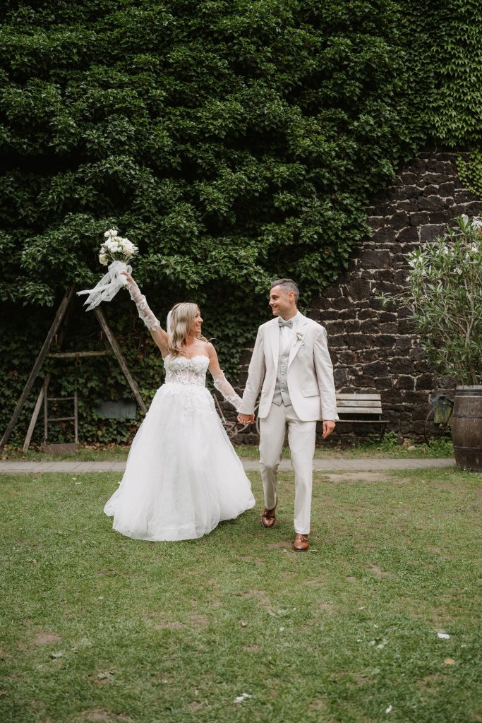 Hochzeit auf den Waldorfer Höfen Cathy Kohlenberg Fotografie Brautpaarshooting