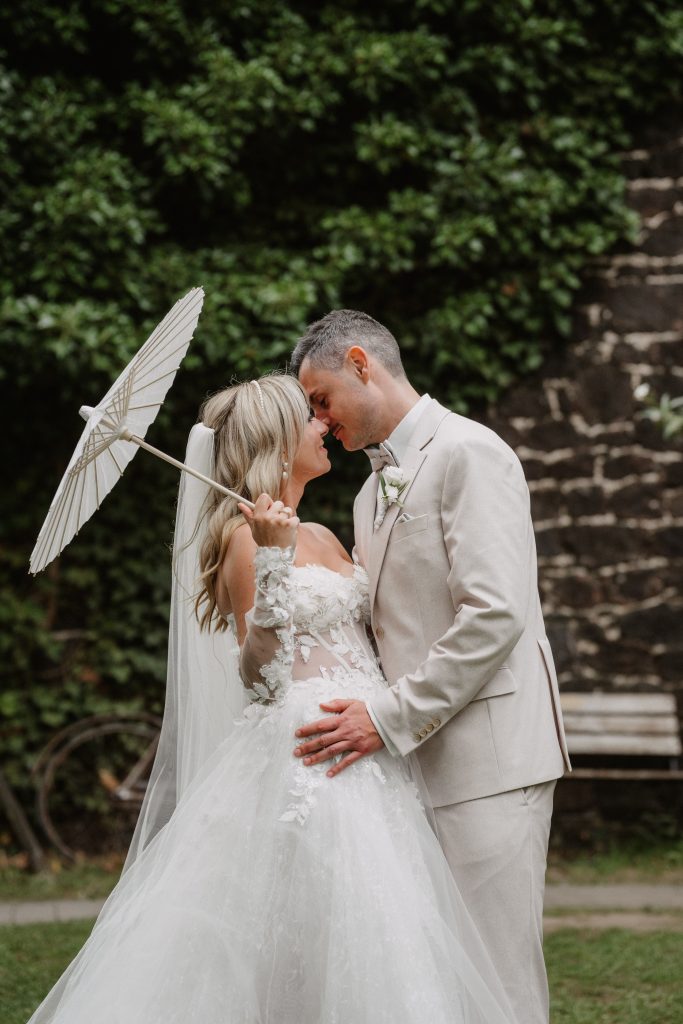 Hochzeit auf den Waldorfer Höfen Cathy Kohlenberg Fotografie Brautpaarshooting