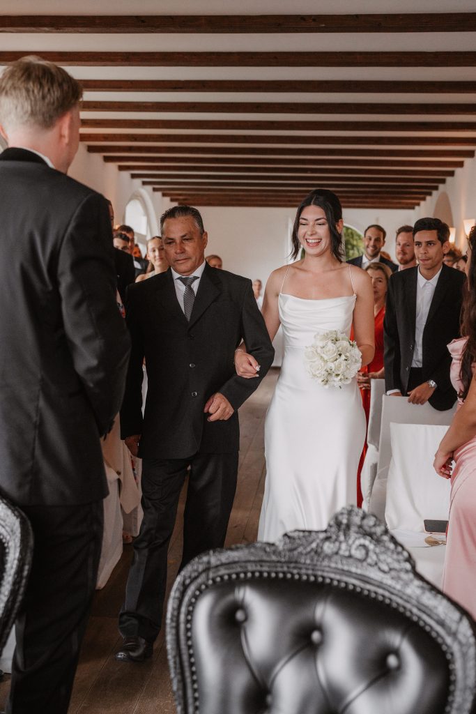 standesamtlich Heiraten auf dem Rolandsbogen Cathy Kohlenberg Fotografie