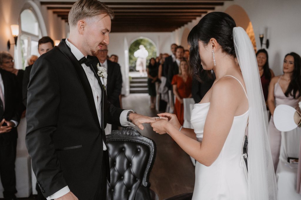 standesamtlich Heiraten auf dem Rolandsbogen Cathy Kohlenberg Fotografie