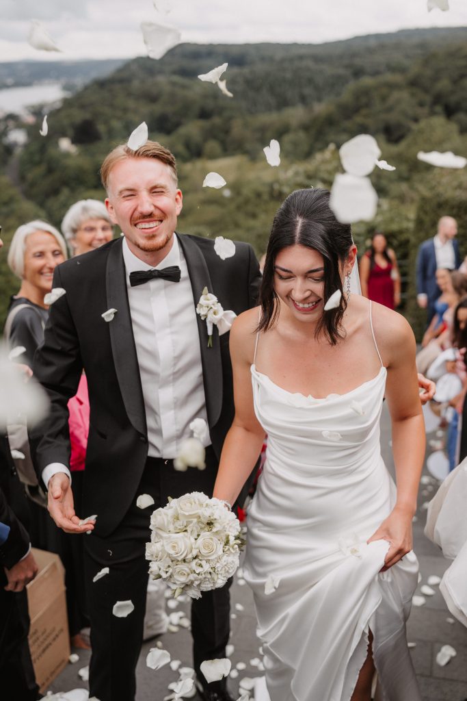 standesamtlich Heiraten auf dem Rolandsbogen Cathy Kohlenberg Fotografie