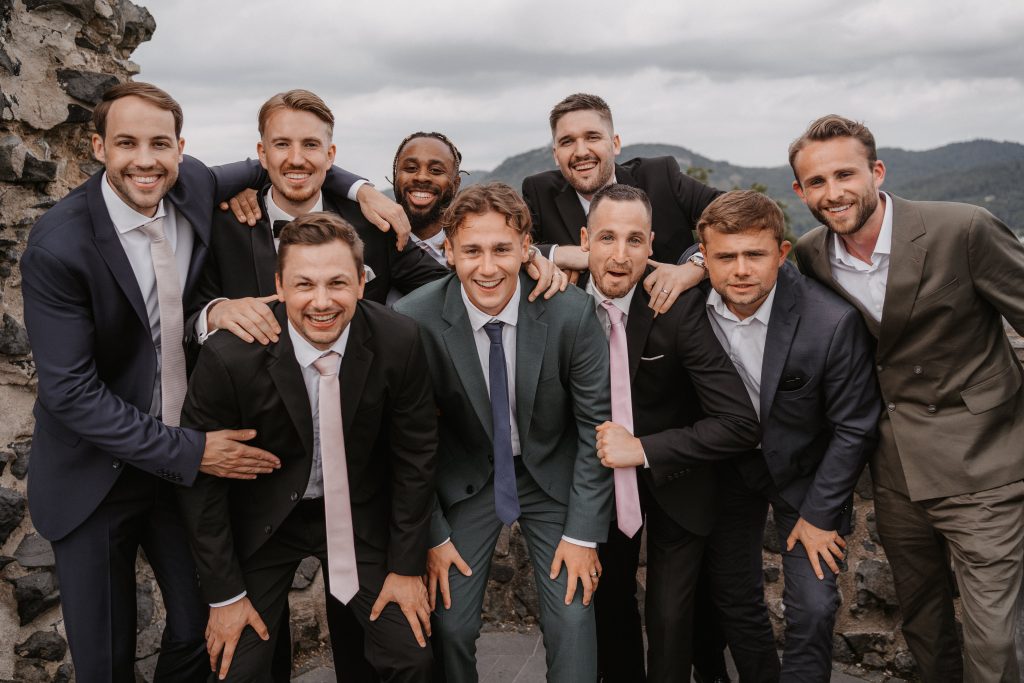 Heiraten am Rolandsbogen Gruppenbilder Cathy Kohlenberg Fotografie